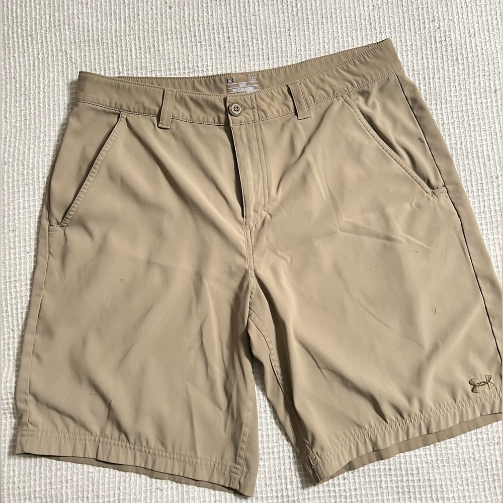 Under Armour Men's Tan Shorts